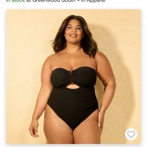 Women's Crochet U Wire Medium
Coverage One Piece Swimsuit - Shade & Shore size L